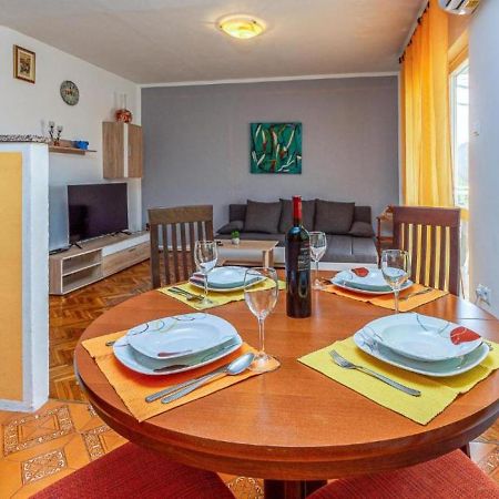 Apartman Ema 4+2 Коромачно Экстерьер фото